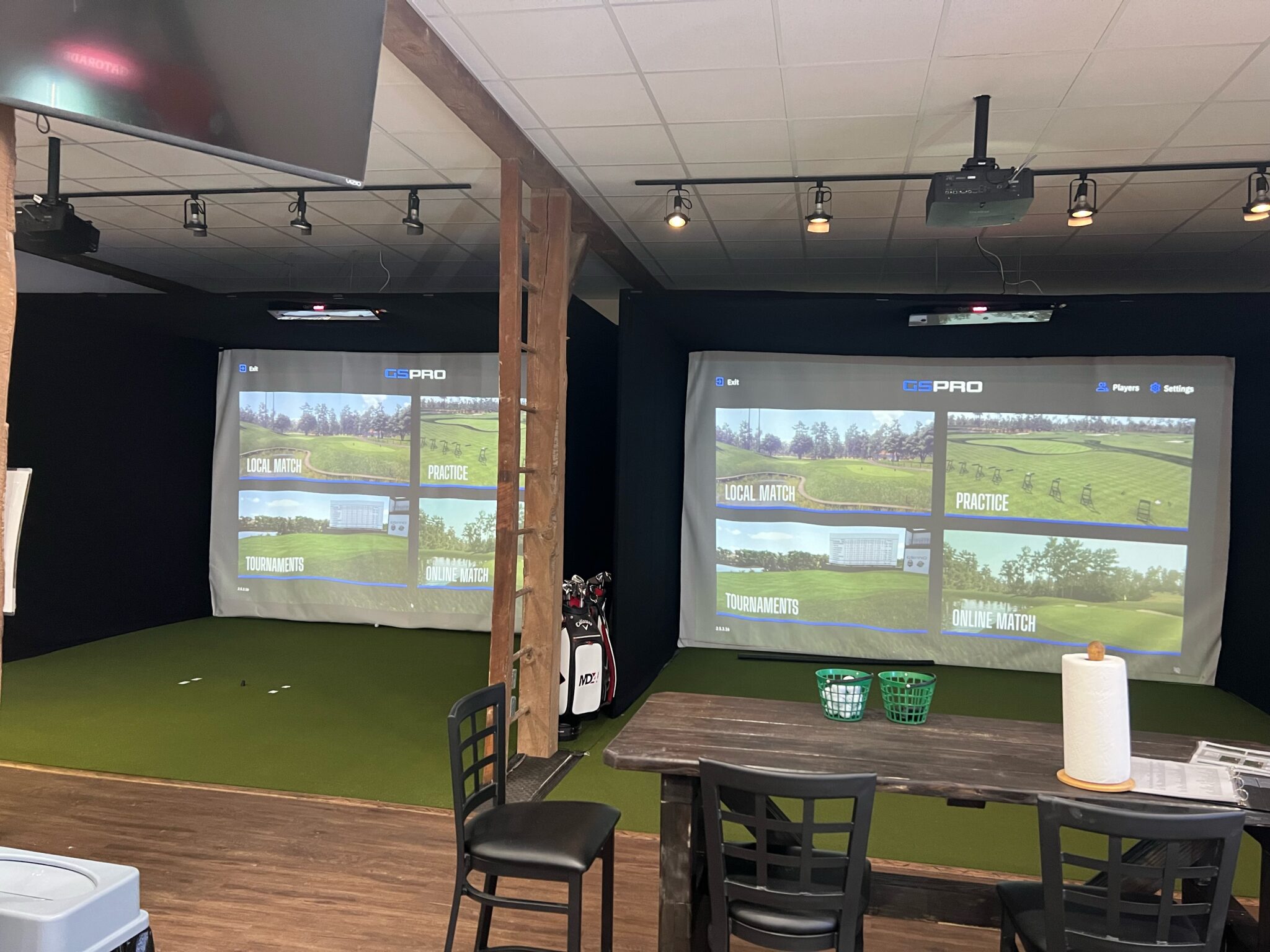 Indoor Golf - Sugar Isle Golf Course